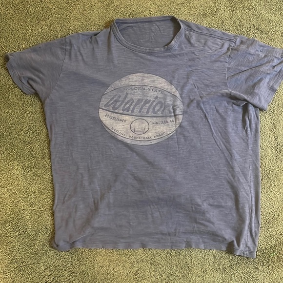 Golden State Warriors Large NBA Faded Logo Blue T-Shirt in Good Condition - Picture 1 of 3